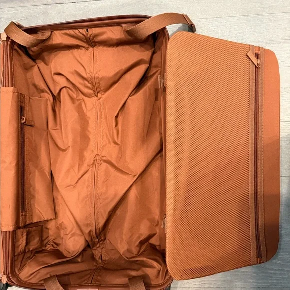 BEIS- small carry-on luggage in Maple. New with tags - Picture 9 of 10